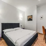 Polifonia Loft - Vlore, Albania 酒店 *