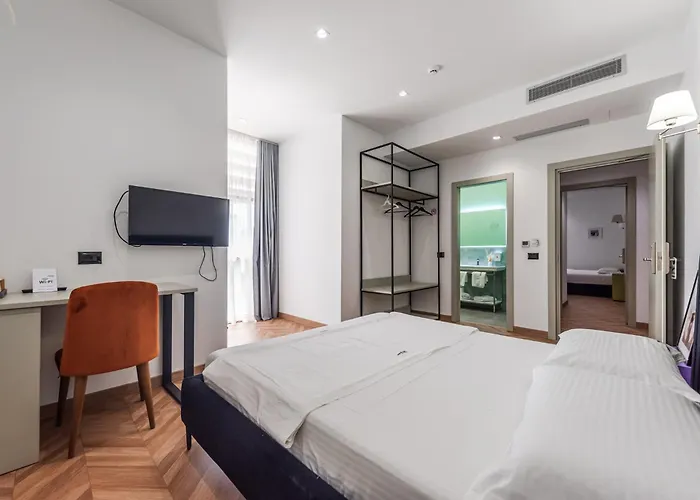 Polifonia Loft - Vlore, Albania Отель Влёра