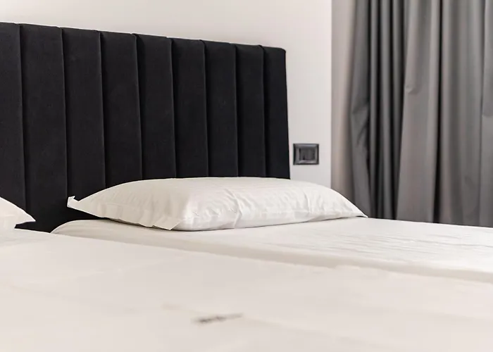 Отель Polifonia Loft - Vlore, Albania Влёра