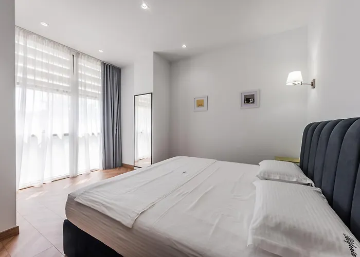 Polifonia Loft - Vlore, Albania Отель Влёра
