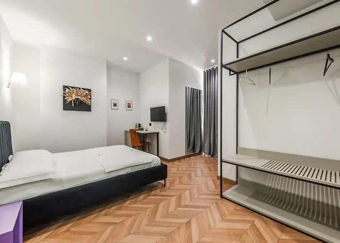 Polifonia Loft - Vlore, Albania Отель Влёра