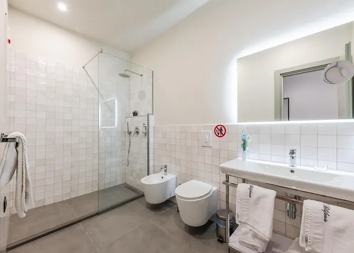 Отель Polifonia Loft - Vlore, Albania Влёра