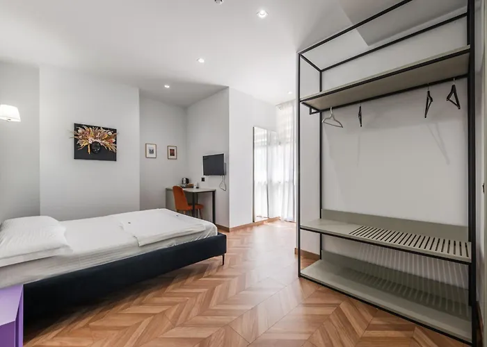 Polifonia Loft - Vlore, Albania Отель
