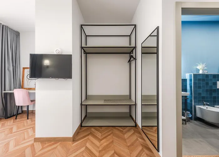 Отель Polifonia Loft - Vlore, Albania Влёра